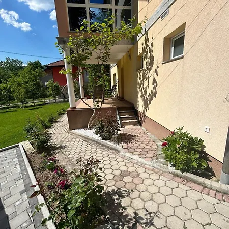Apartment D&d 1 *