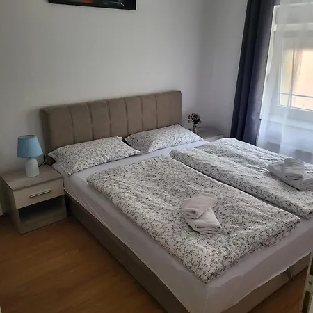 D&d Apartment